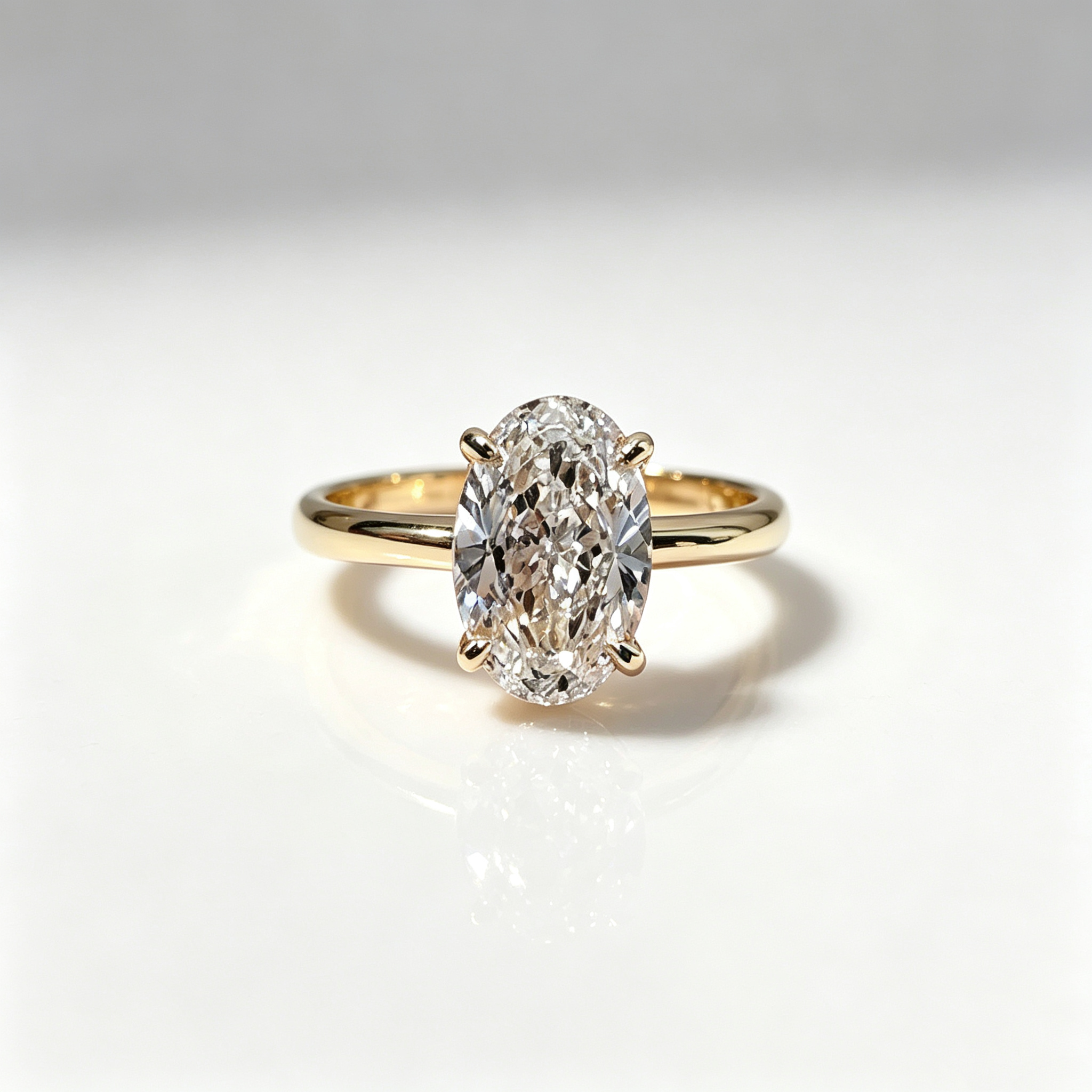 IGI Certified Oval-Shaped Laboratory-Created Large Diamond D VVS2 3ct with 18K/14K Four-Prong Women's Wedding Ring