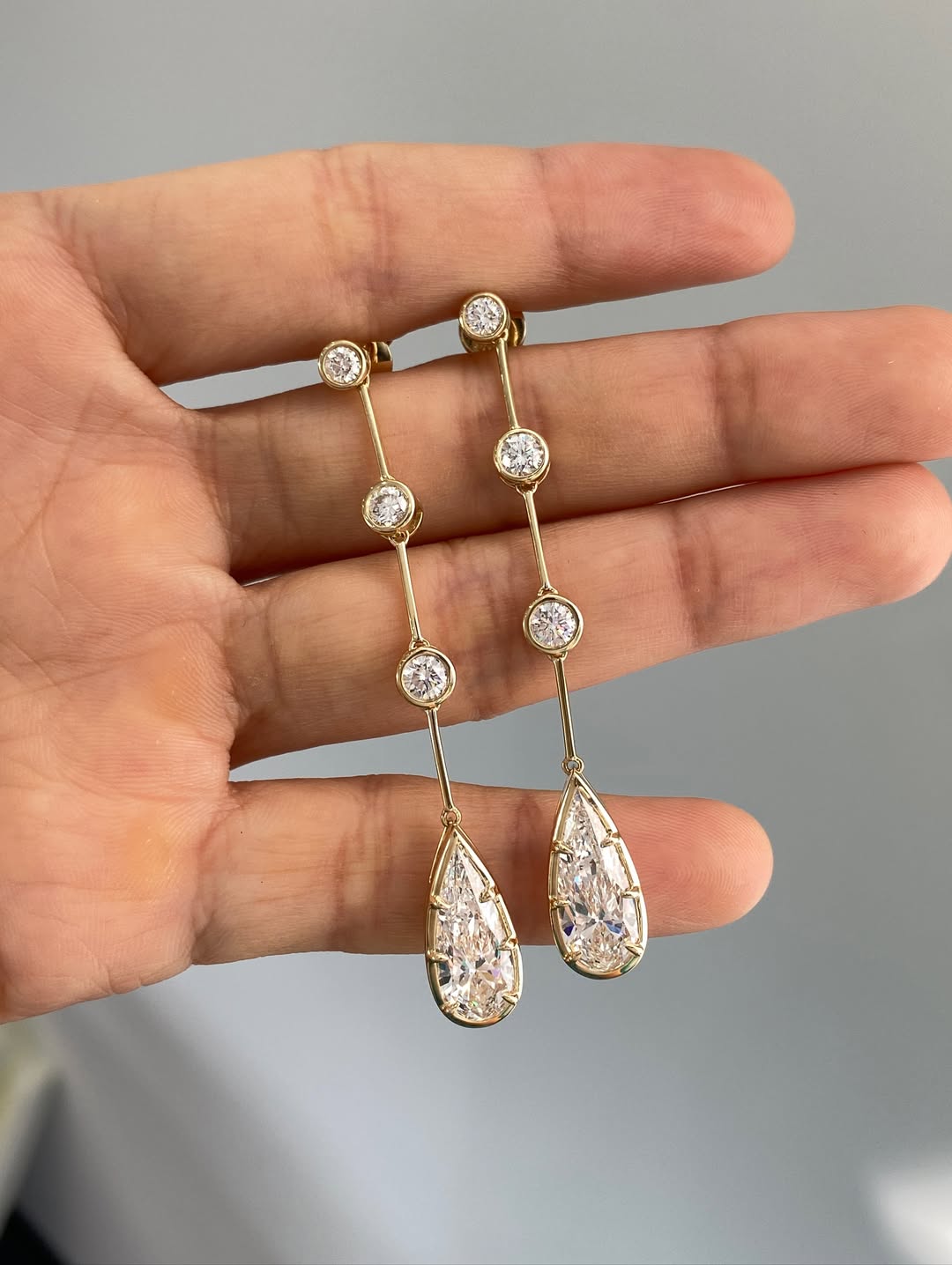 IGI Certified 14K 18K Gold Elongated Pear Cut HPHT CVD Lab diamond Drop Earrings 1CT DEF VVS