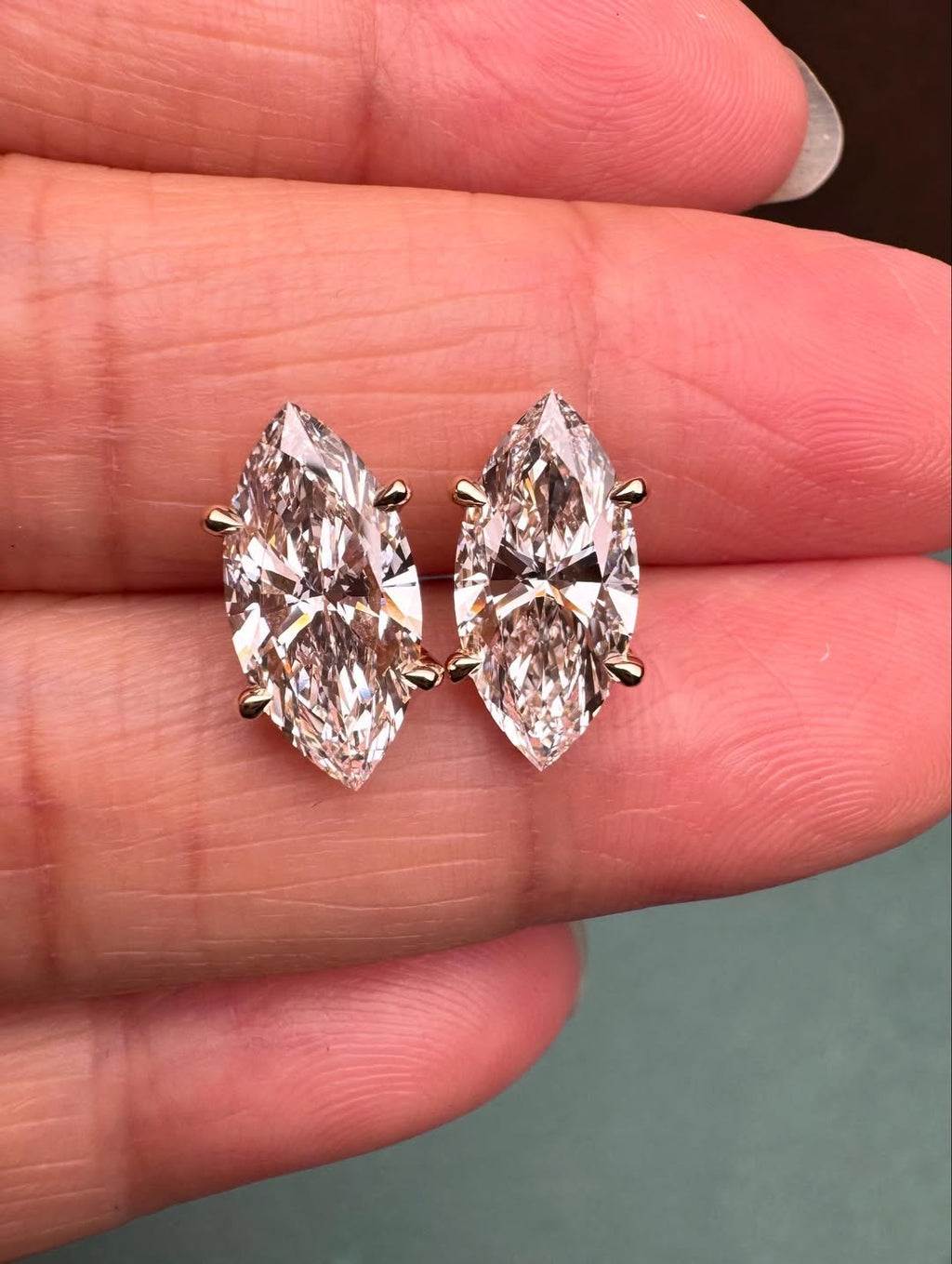 IGI Certificate CVD Marquise Cut Lab Grown Diamond Earrings 1CT D VVS2 14K 18K Gold  Earrings
