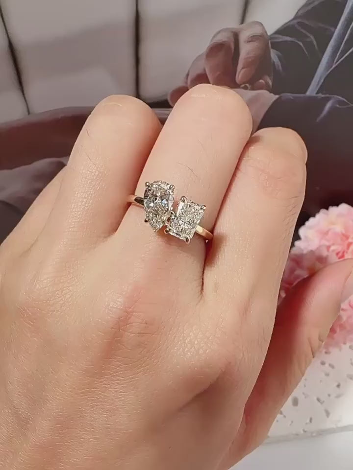 Customized Lab Grown Diamond Ring with IGI Certified 2 Carats D VVS2 Pear & Radiant Cut 18K/14K AU750 for Engagement Ring